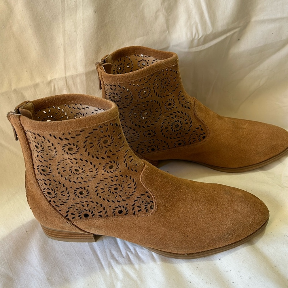 Jack Rogers Ronnie Luggage Color Suede Ankle Bootie-Size 6.5 NWOB